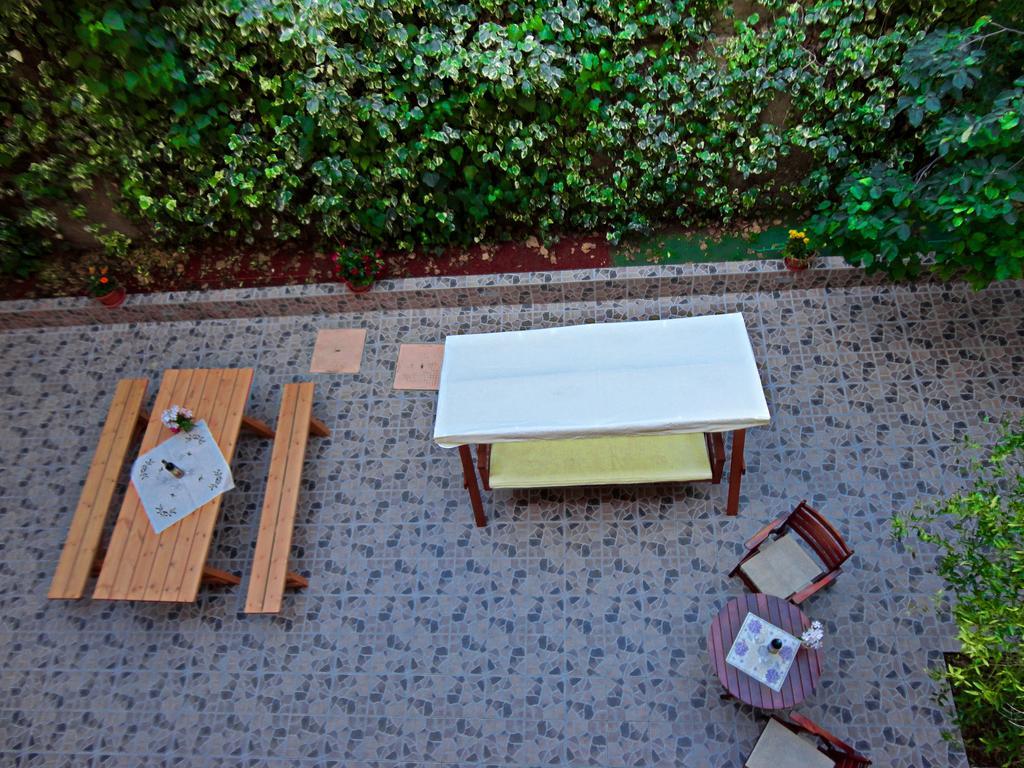 Maik Apartments Metamórfosi Extérieur photo