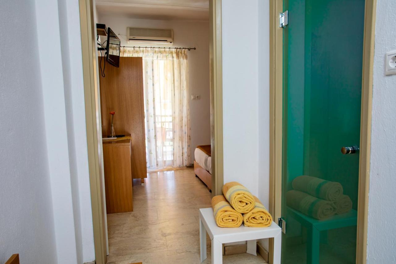 Maik Apartments Metamórfosi Extérieur photo