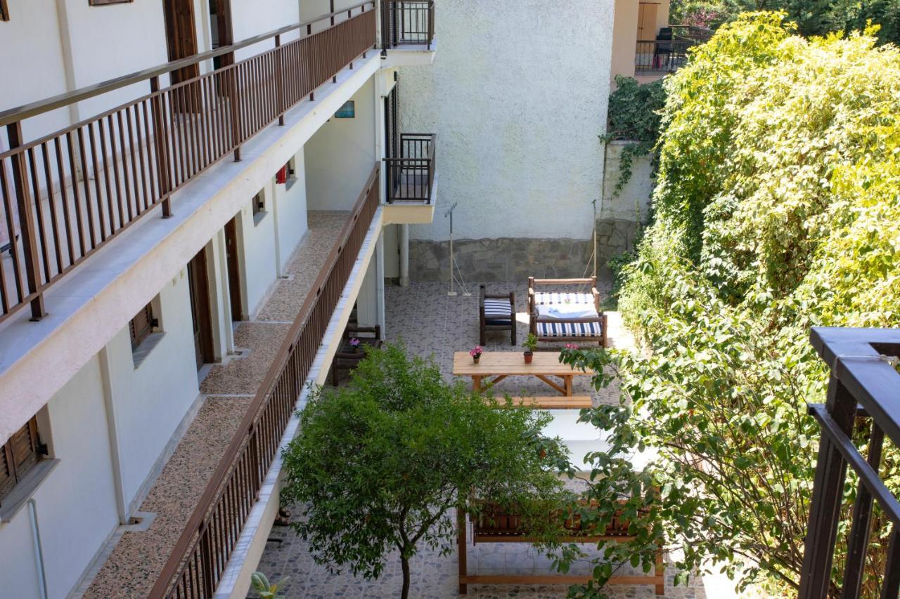 Maik Apartments Metamórfosi Extérieur photo