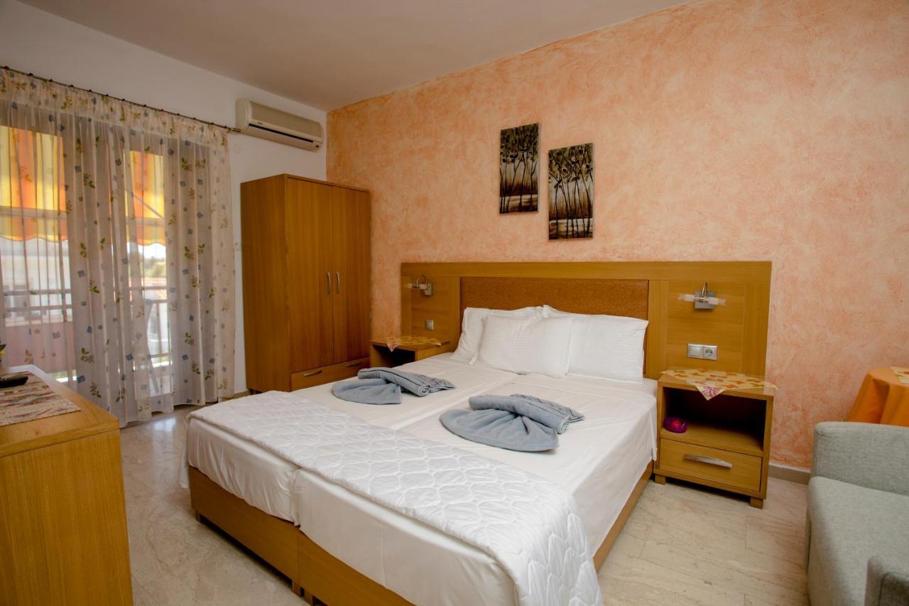 Maik Apartments Metamórfosi Extérieur photo